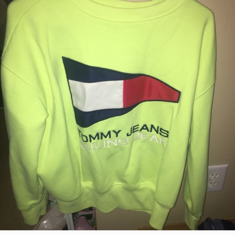 New Tommy sweatshirt!